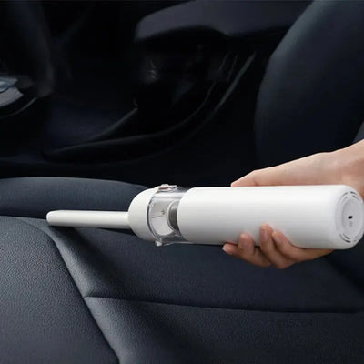 Portable handheld vacuum cleaner