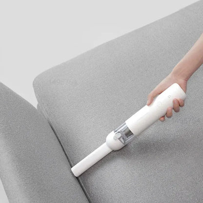 Portable handheld vacuum cleaner